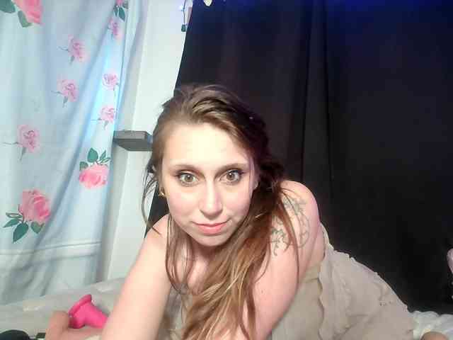 DaphneDawson webcam