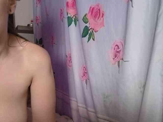 DaphneDawson webcam