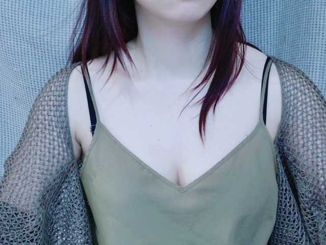 kiki-001 live cam profile