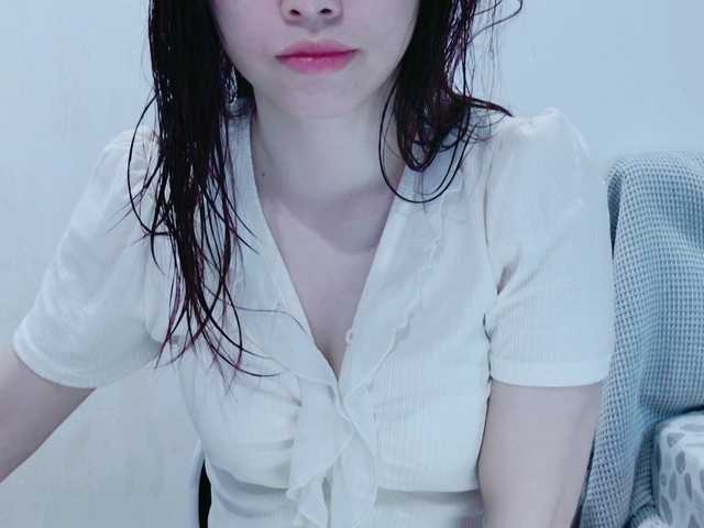 kiki-001's BongaCams show and profile