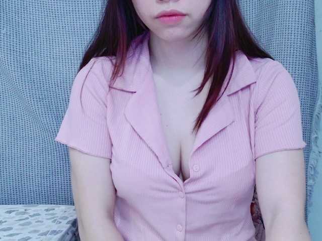 kiki-001's BongaCams show and profile