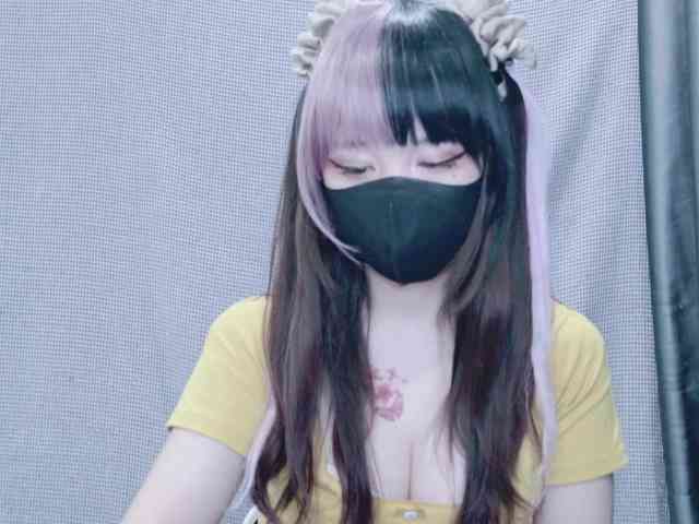 kiki-001 webcam