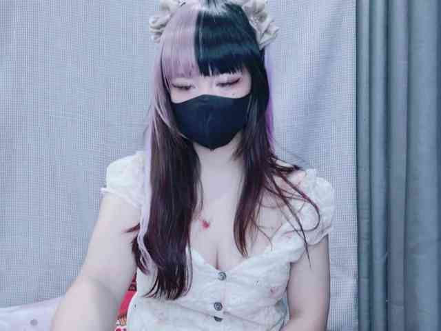 kiki-001 webcam