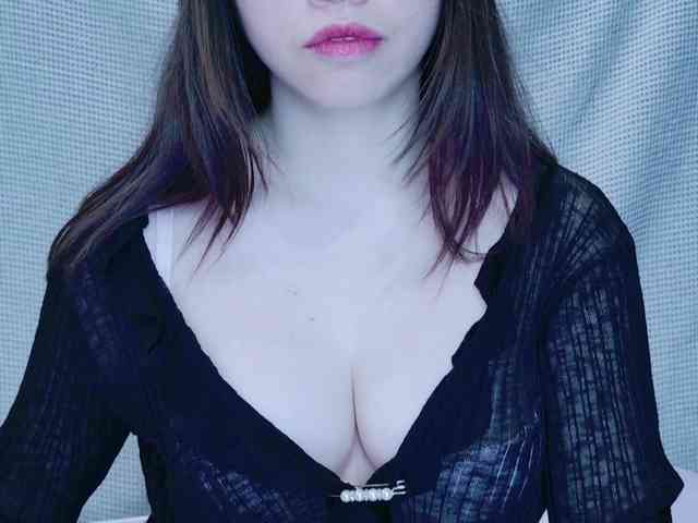 kiki-001 webcam