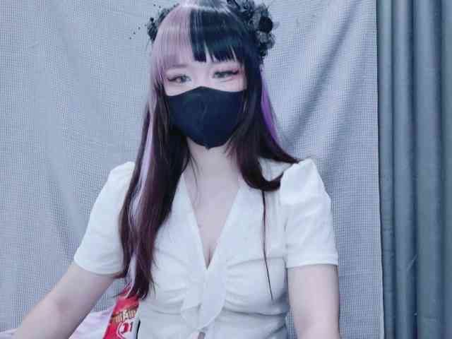 kiki-001 webcam