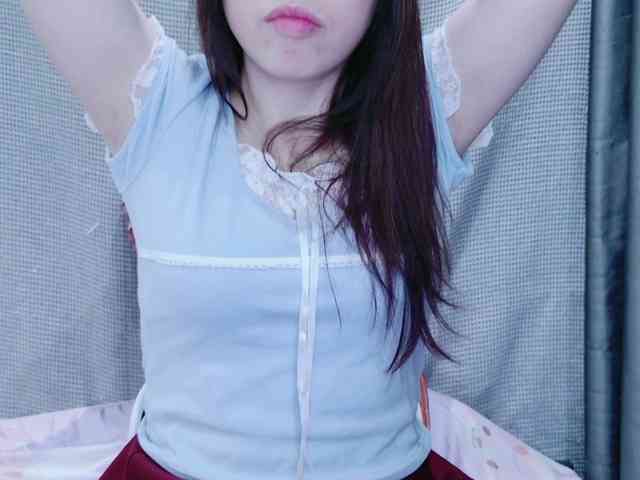 kiki-001 webcam