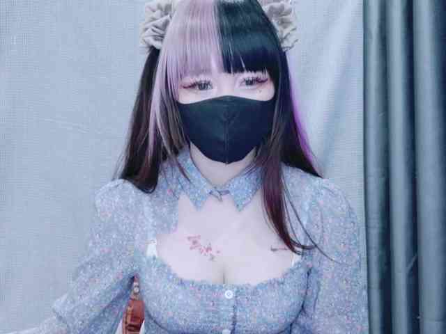 kiki-001 webcam
