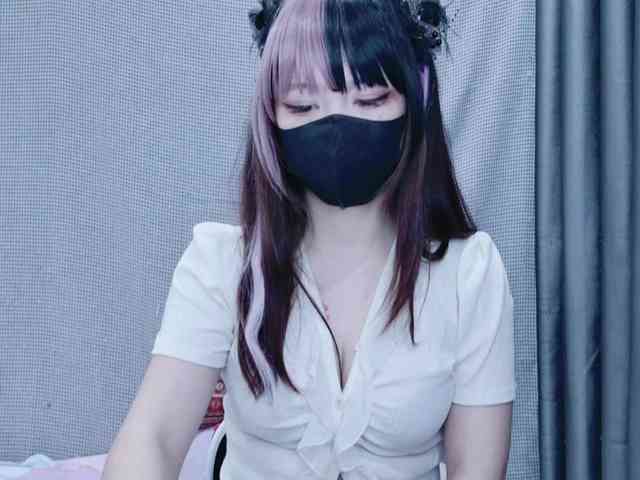 kiki-001 webcam