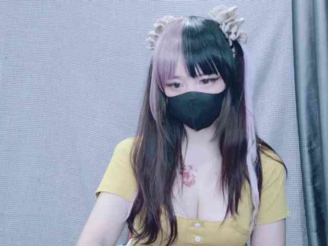kiki-001 webcam