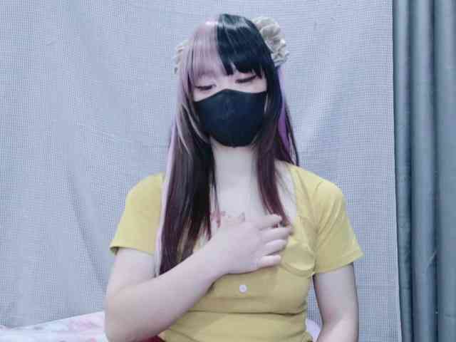 kiki-001 webcam