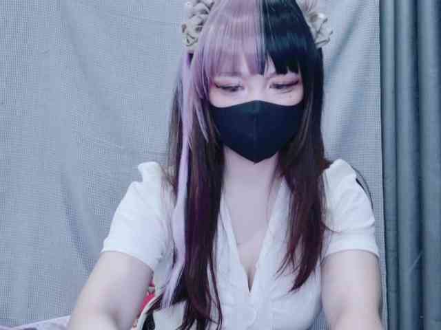 kiki-001 webcam