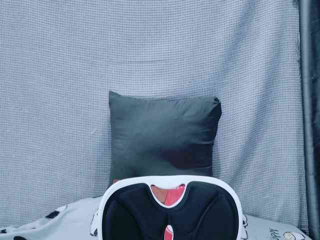 kiki-001 webcam