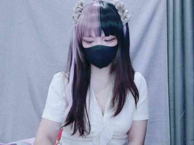 kiki-001 webcam