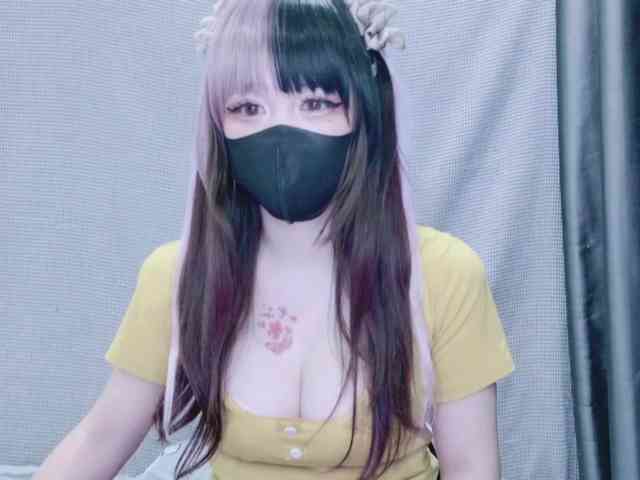 kiki-001 webcam