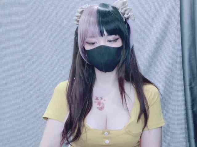 kiki-001 webcam
