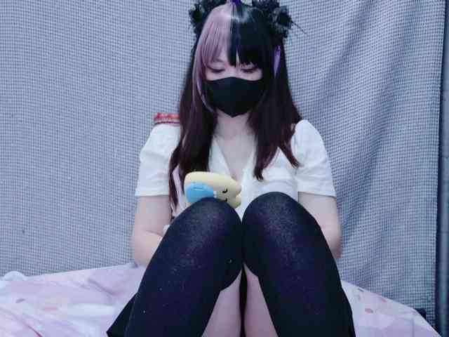 kiki-001 webcam
