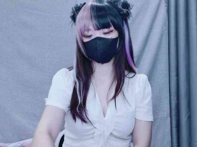 kiki-001 webcam