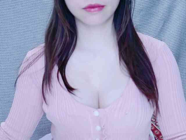 kiki-001 Live Webcam on BongaCams