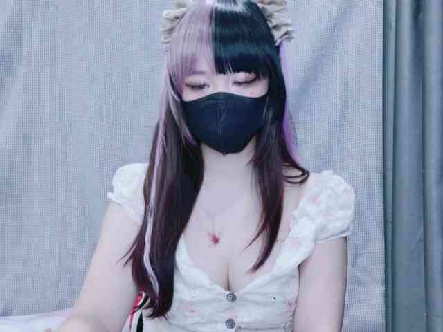 kiki-001 webcam