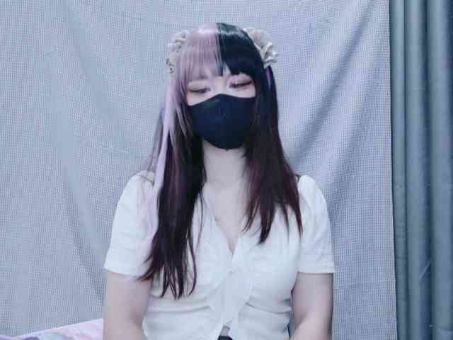 kiki-001 webcam