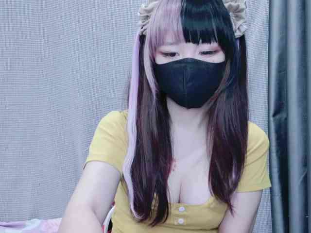 kiki-001 webcam