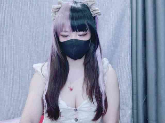 kiki-001 webcam