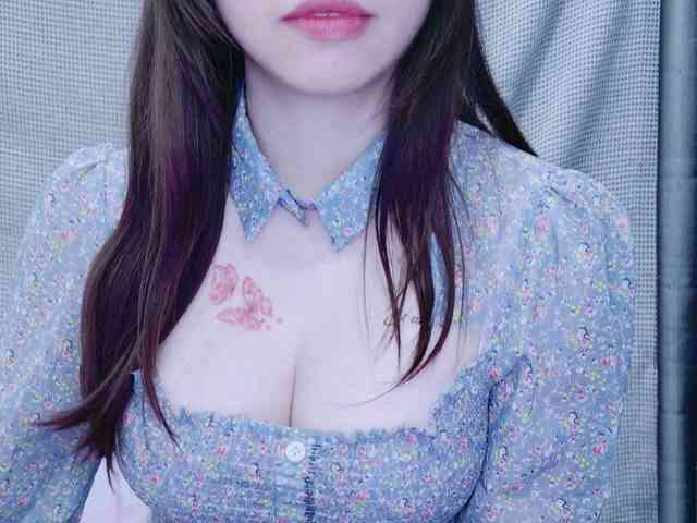kiki-001 webcam