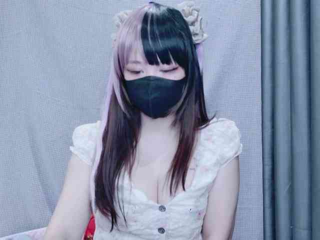 kiki-001 webcam