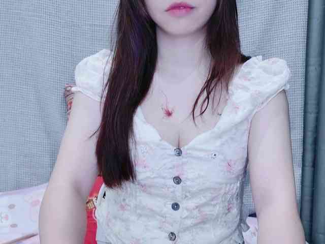 kiki-001 webcam