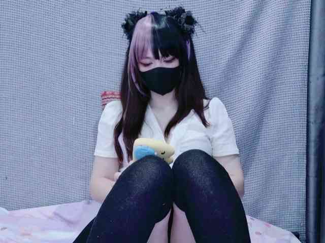 kiki-001 webcam