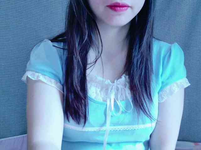 kiki-001 webcam