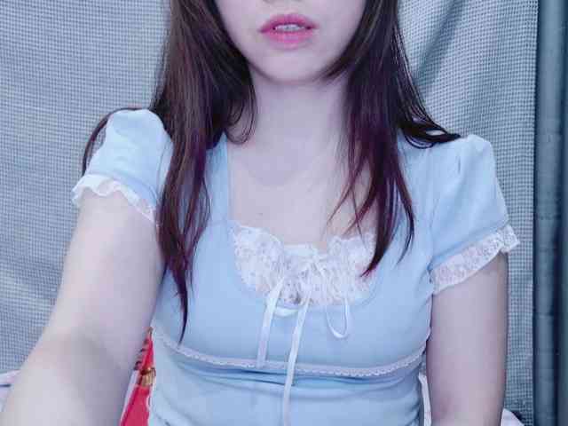 kiki-001 webcam