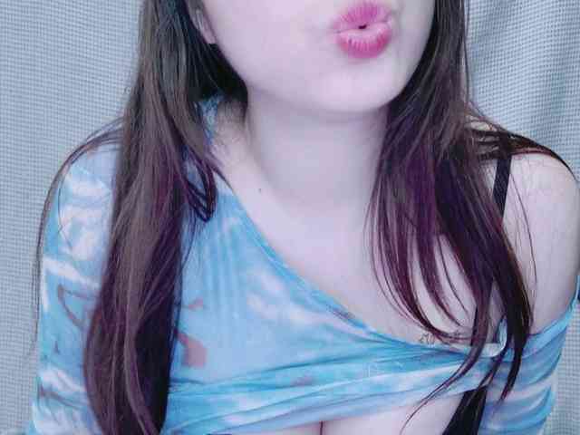 kiki-001 webcam
