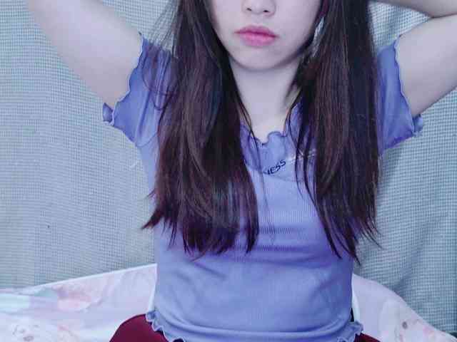 kiki-001 webcam