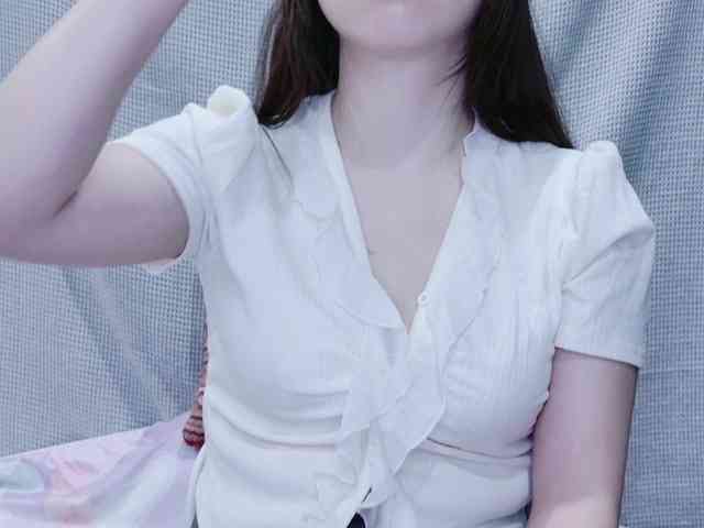 kiki-001 webcam
