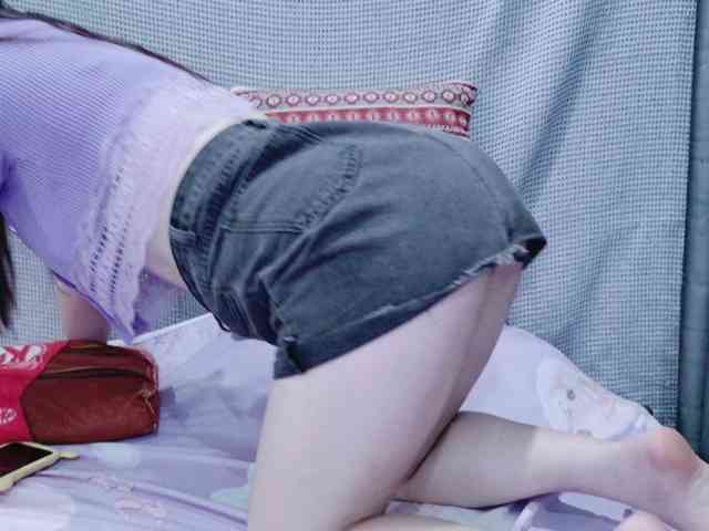 kiki-001 webcam