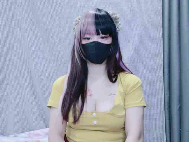 kiki-001 webcam