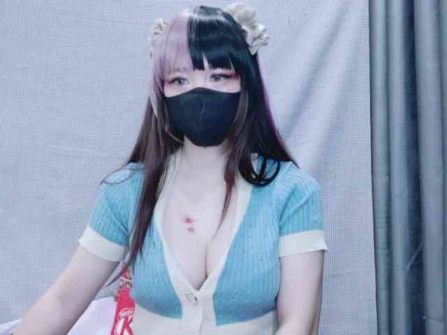 kiki-001 webcam