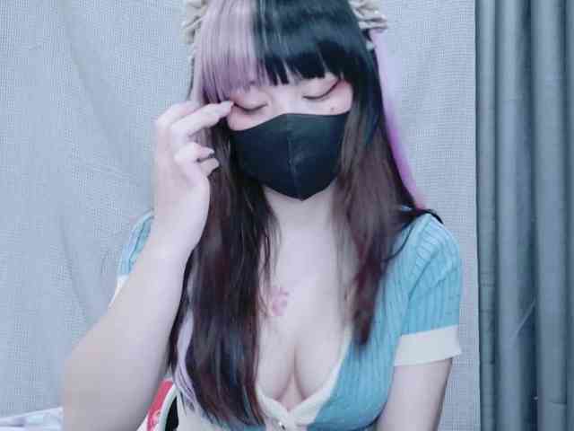kiki-001 webcam