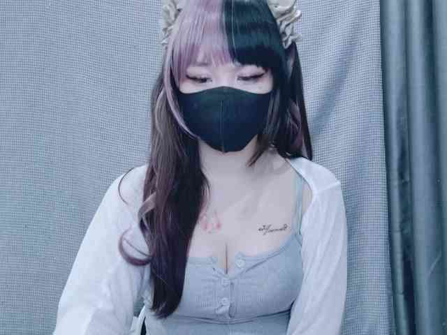 kiki-001 webcam