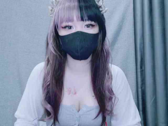 kiki-001 webcam
