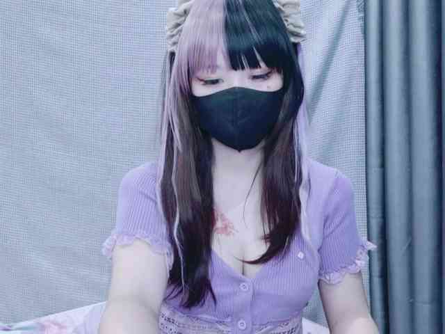 kiki-001 webcam