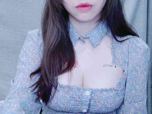 kiki-001 webcam