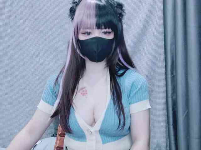 kiki-001 webcam