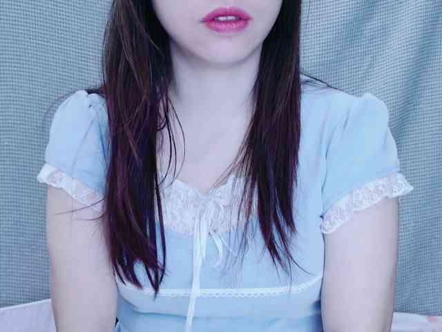 kiki-001 webcam