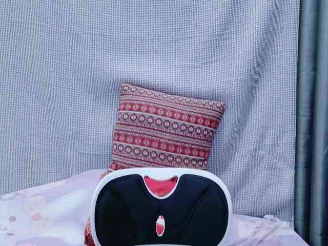 kiki-001 webcam