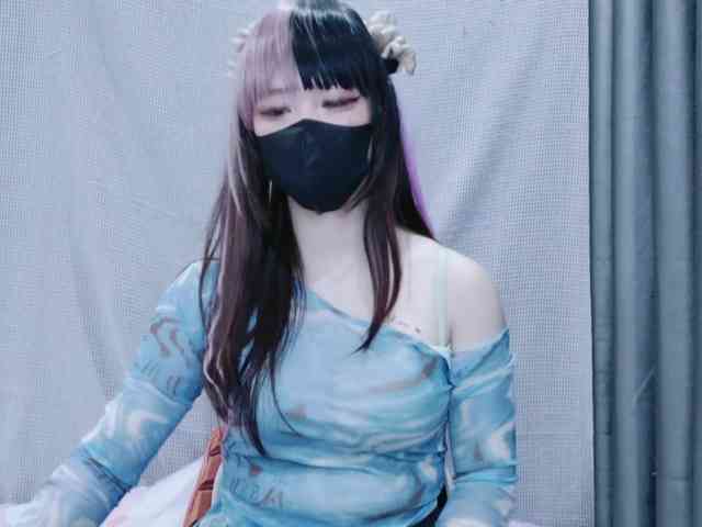 kiki-001 webcam