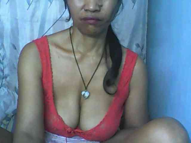Cute0403 webcam