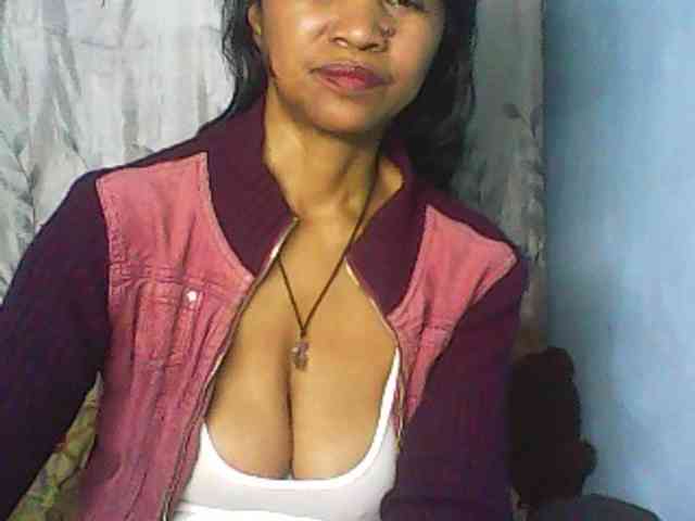 Cute0403 webcam