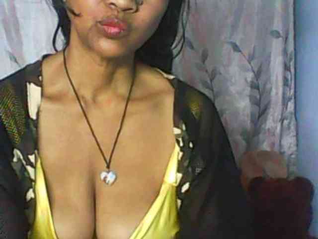 Cute0403 webcam